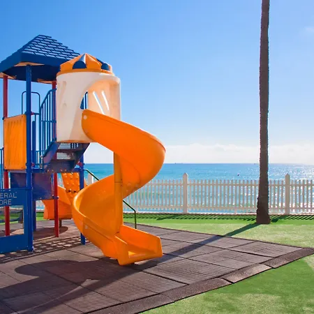 Servigroup La Zenia 4 Sup מלון
