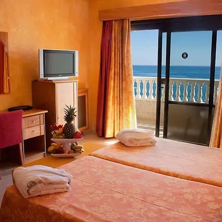 Servigroup La Zenia 4 Sup 4* אוריהואלה
